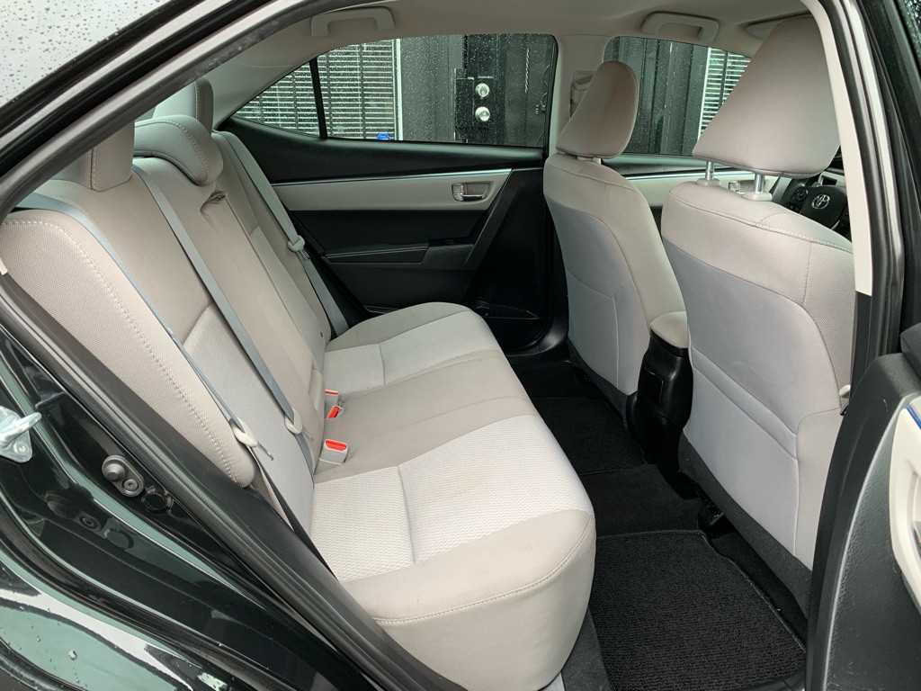 2016 Toyota Corolla Image 24