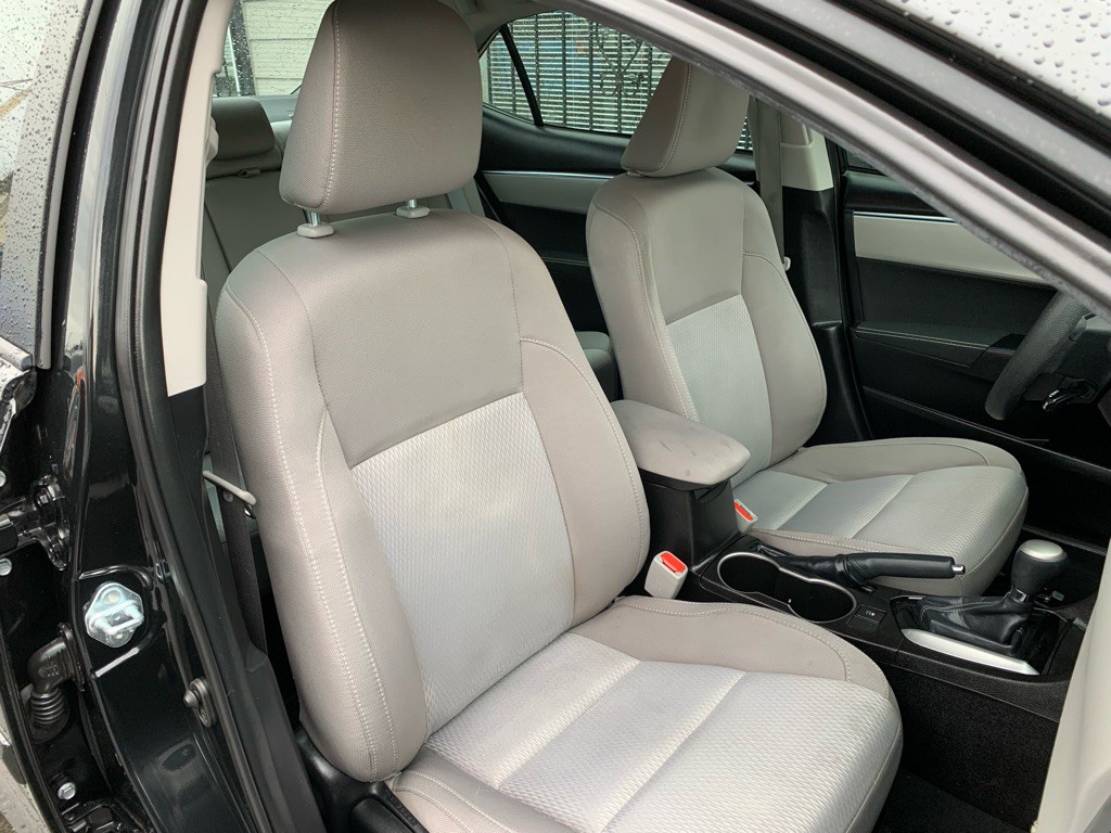 2016 Toyota Corolla Image 26