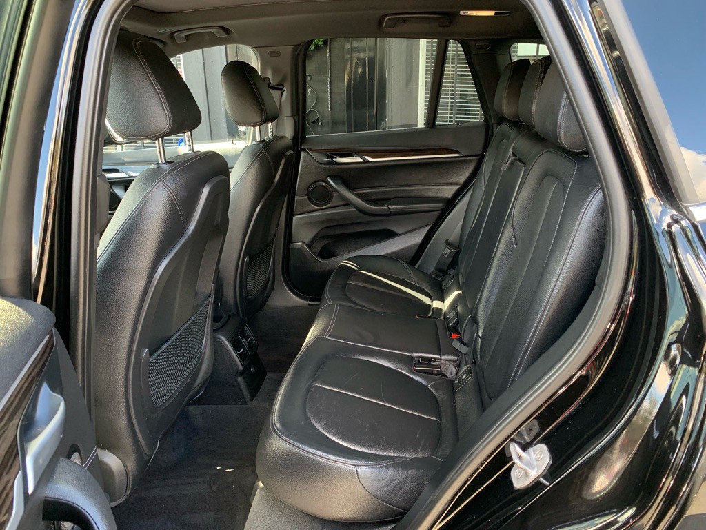 2017 BMW X1 Image 14