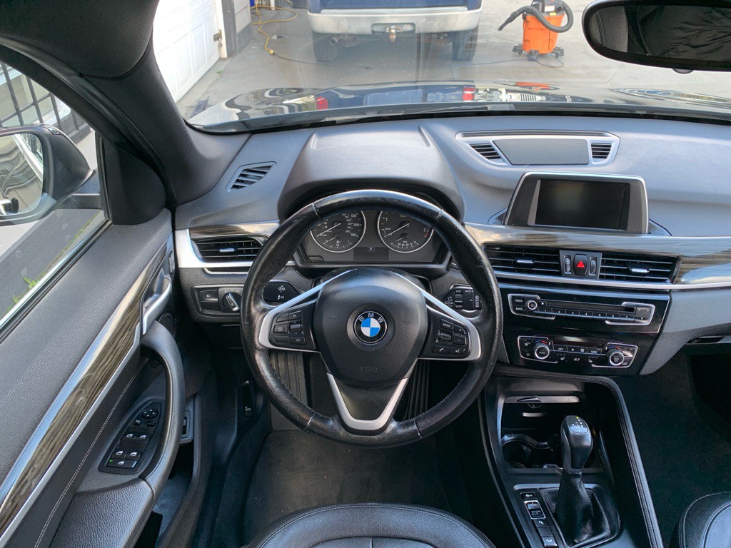 2017 BMW X1 Image 16