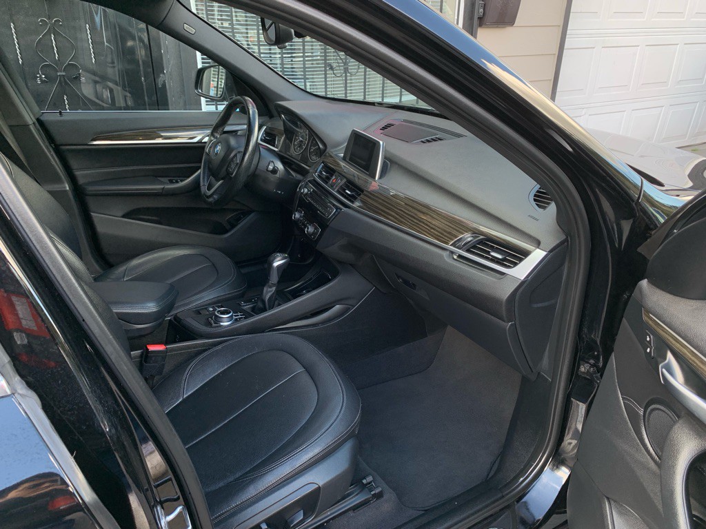 2017 BMW X1 Image 28