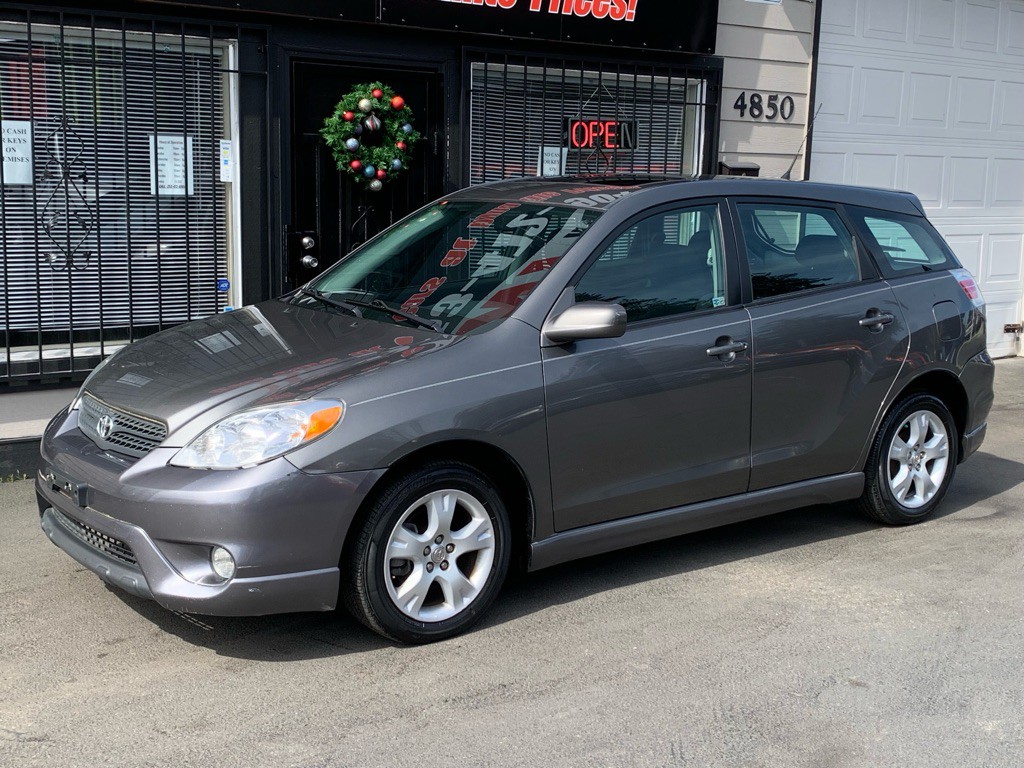 2005 Toyota Corolla Image 1