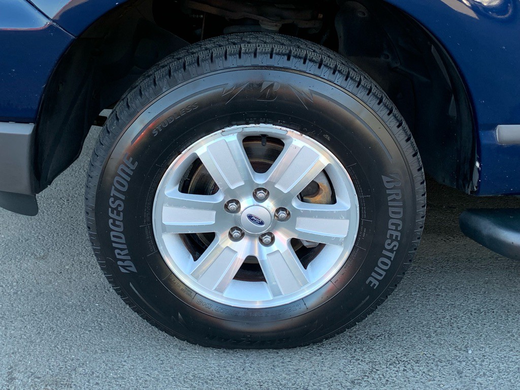 2006 Ford Explorer Image 27