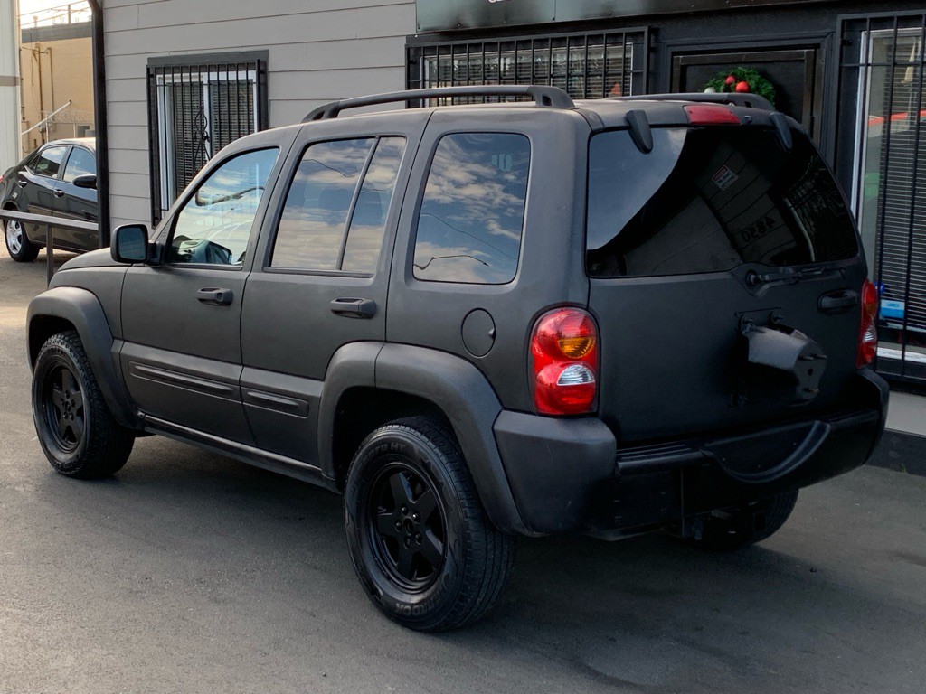 2003 Jeep Liberty Image 3
