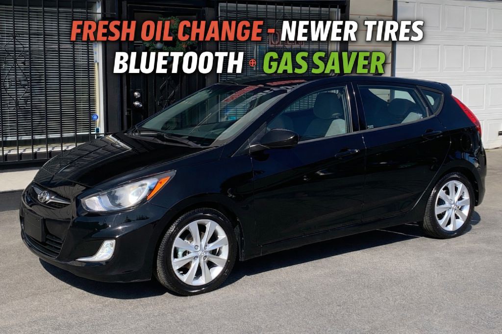 2012 Hyundai Accent Image 3
