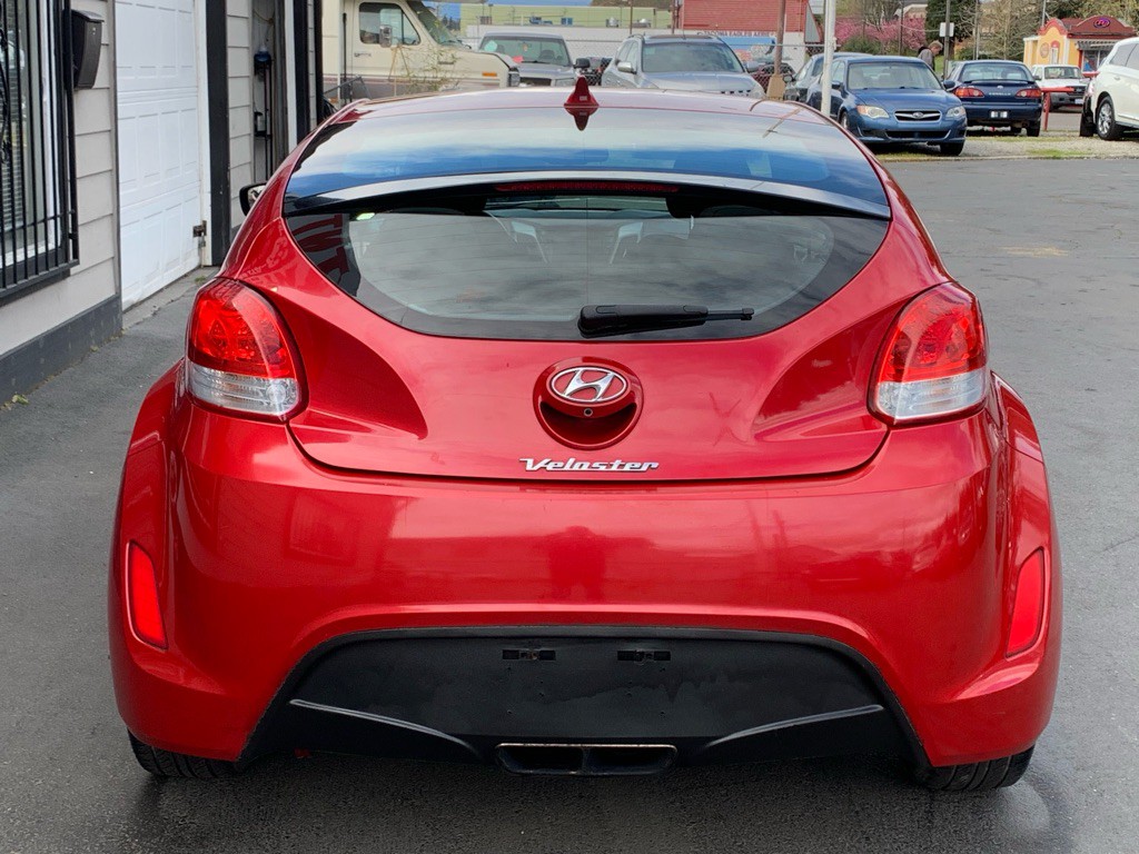 2014 Hyundai Veloster Image 5