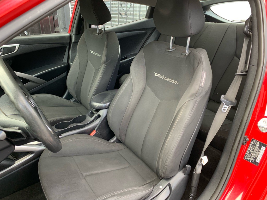 2014 Hyundai Veloster Image 16
