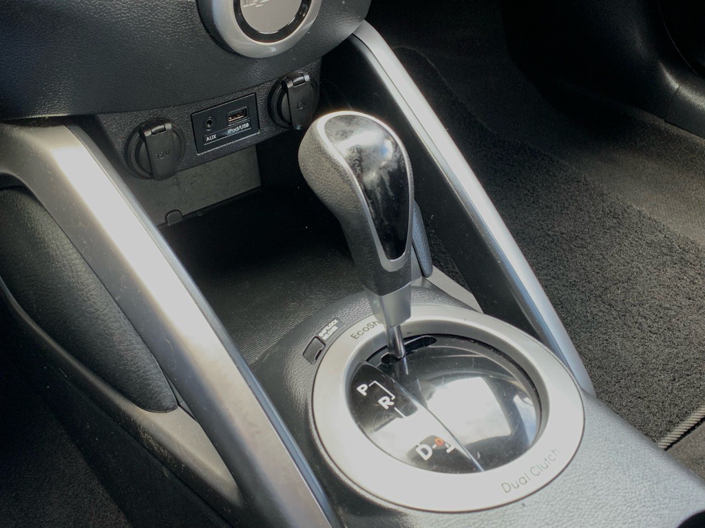 2014 Hyundai Veloster Image 22
