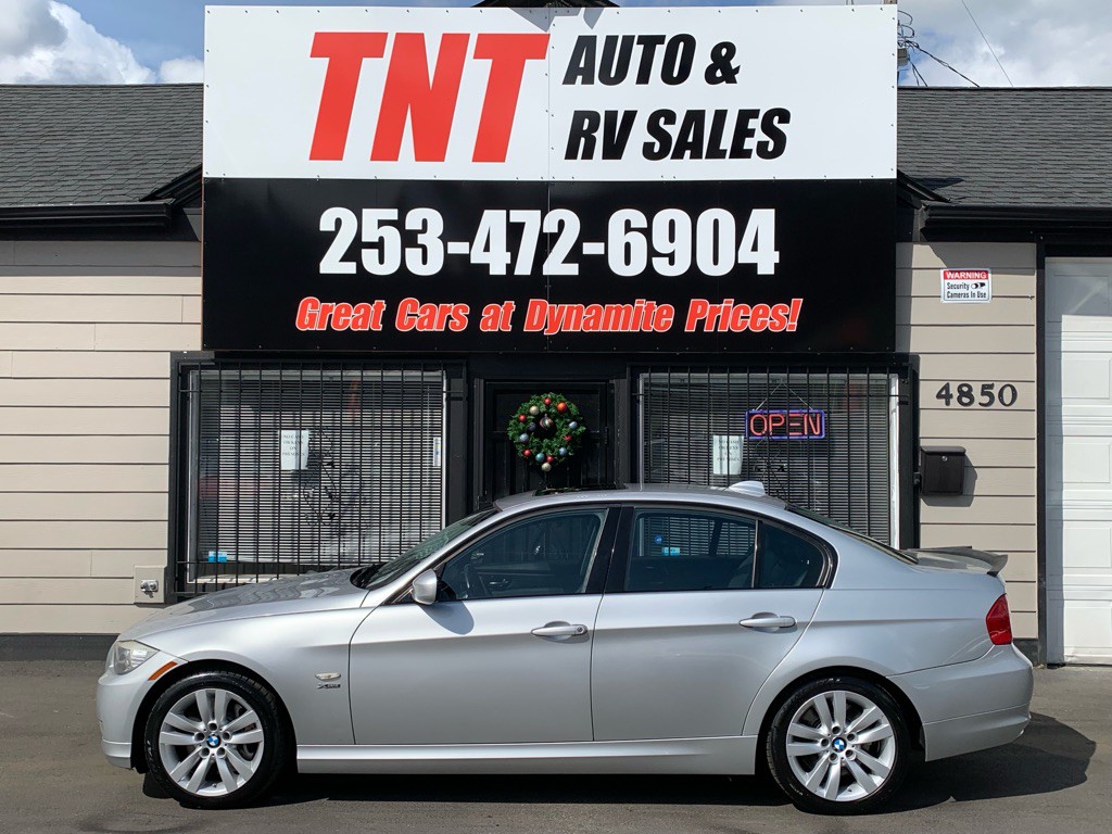 2009 BMW 3 Series Image 2
