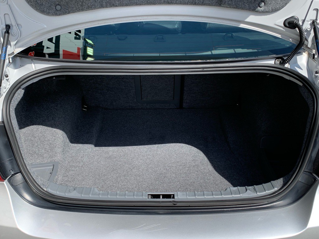 2009 BMW 3 Series Image 5