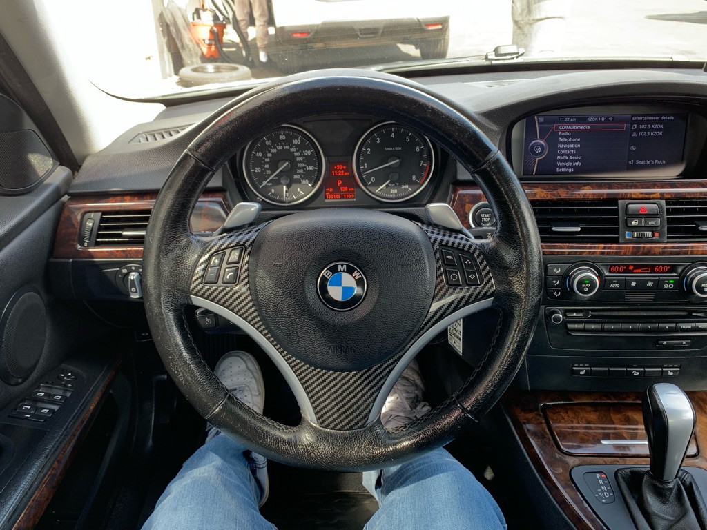 2009 BMW 3 Series Image 17