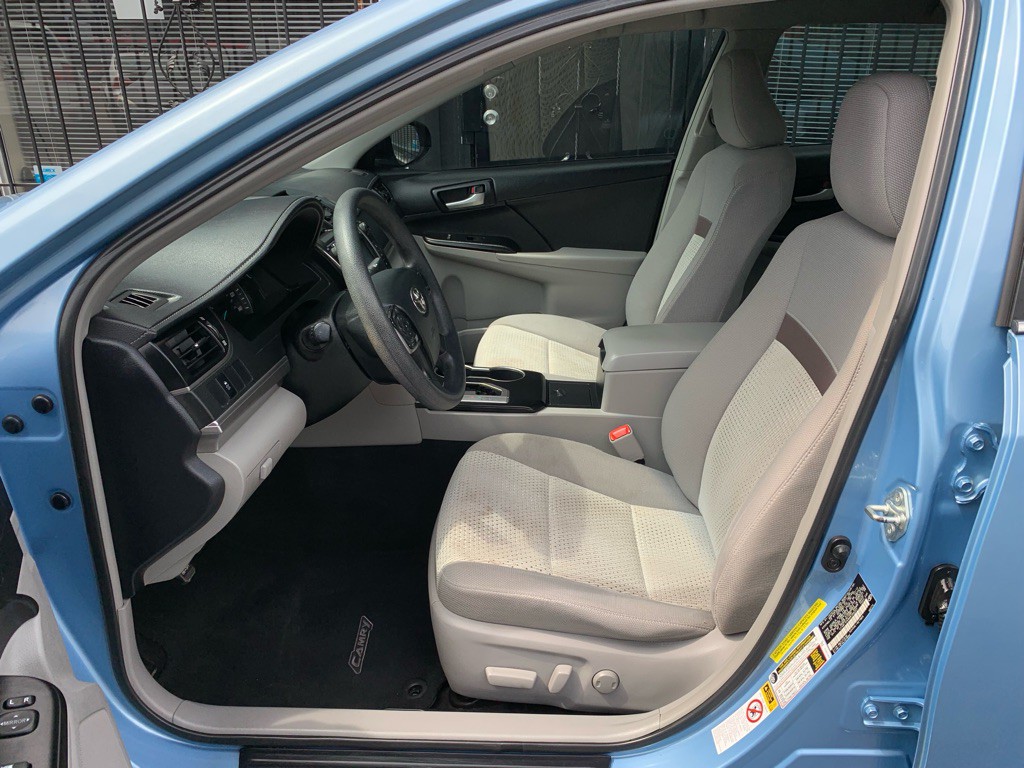 2013 Toyota Camry Image 14