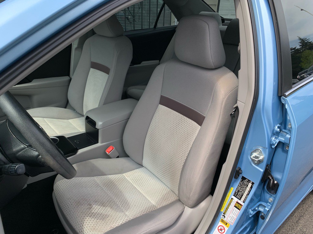 2013 Toyota Camry Image 15