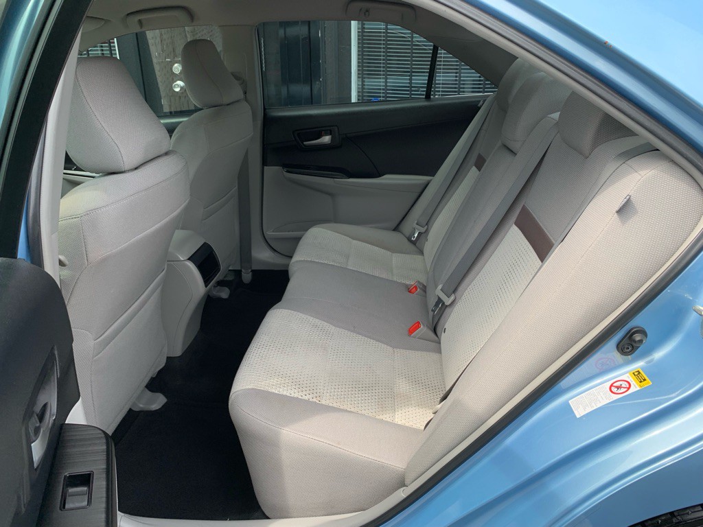 2013 Toyota Camry Image 17