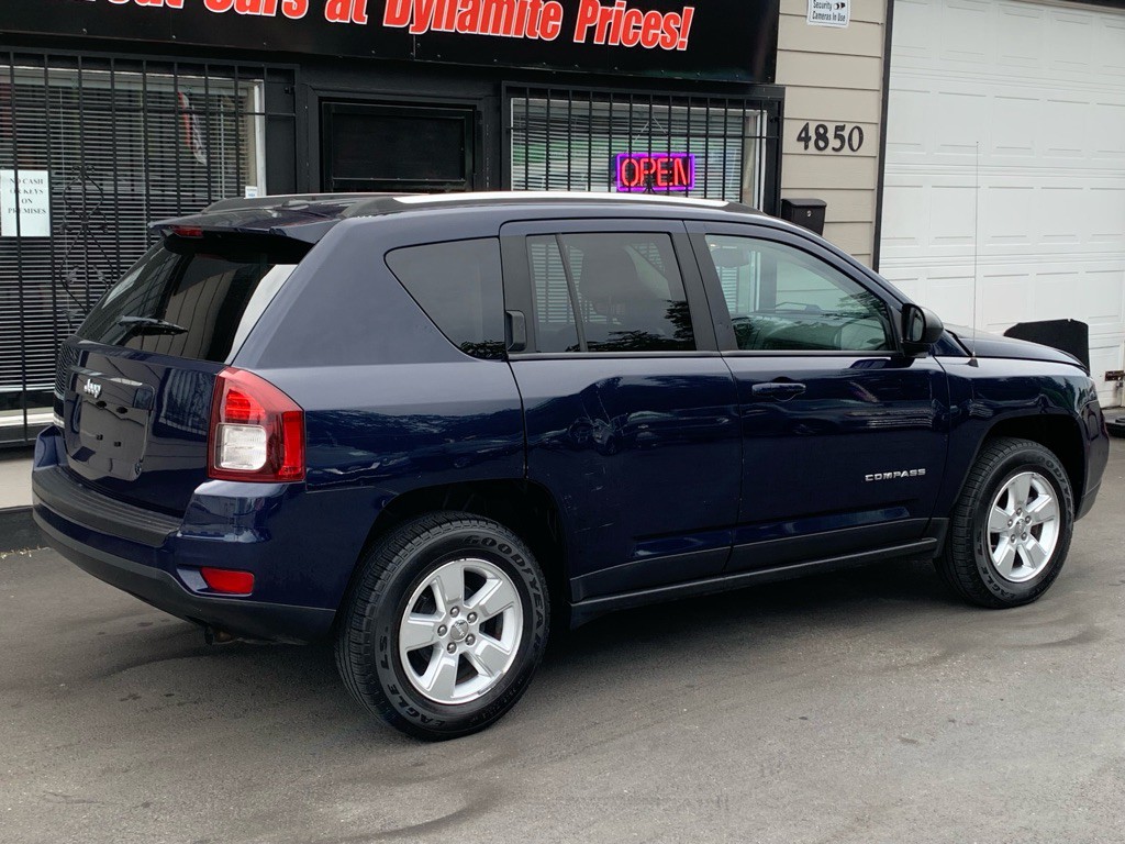 2014 Jeep Compass Image 7