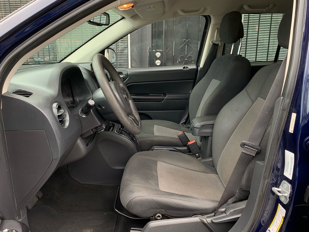 2014 Jeep Compass Image 13