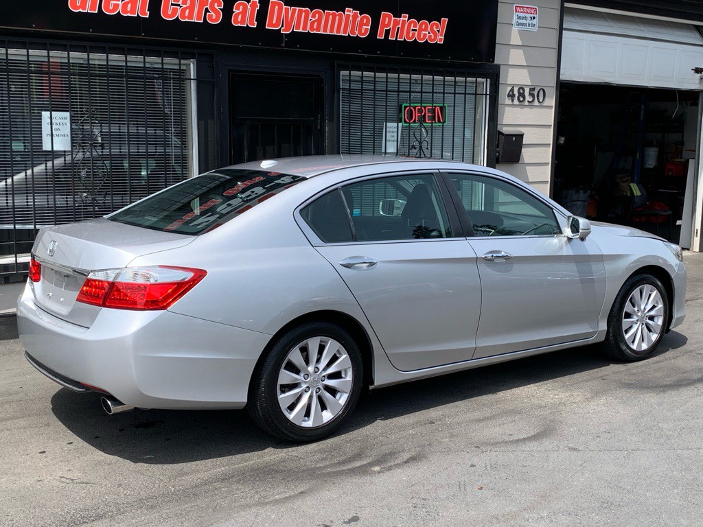 2015 Honda Accord Image 7