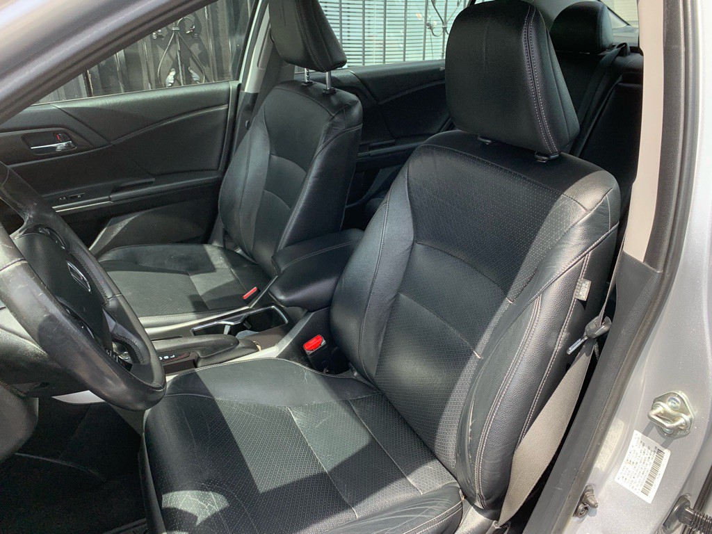 2015 Honda Accord Image 13