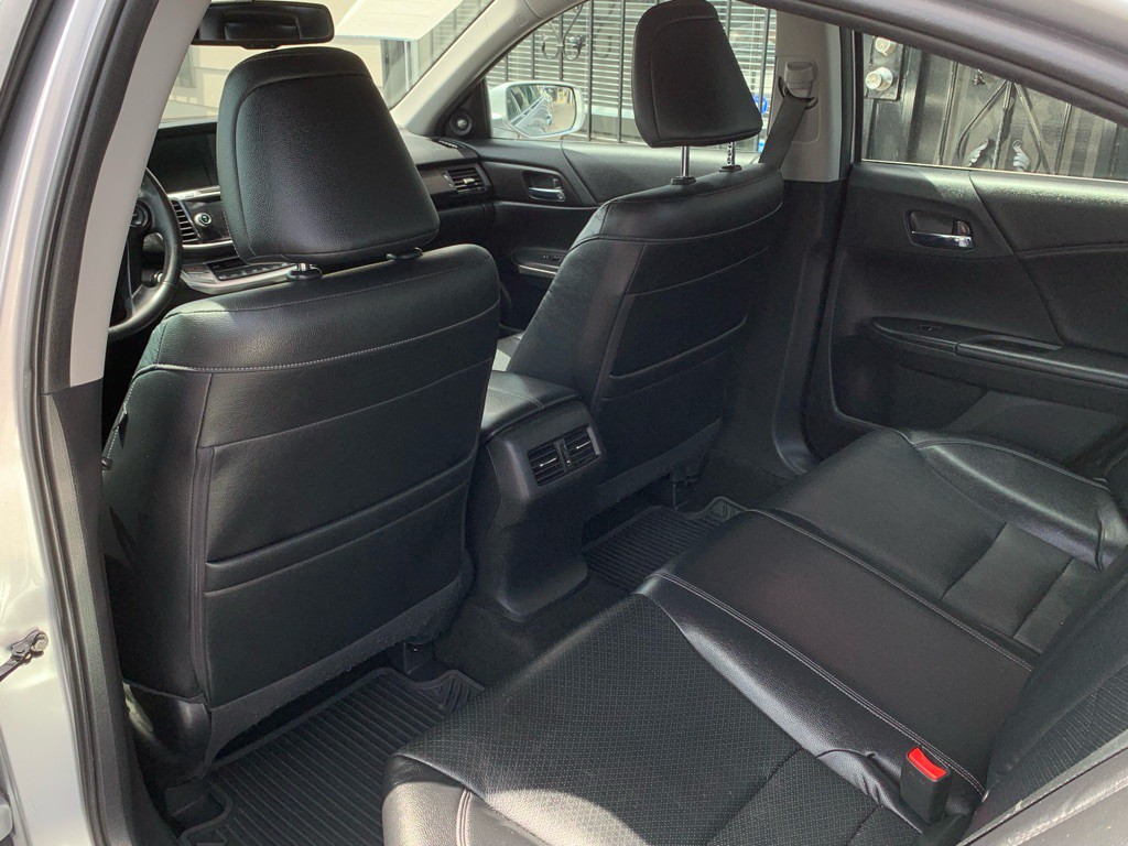 2015 Honda Accord Image 14