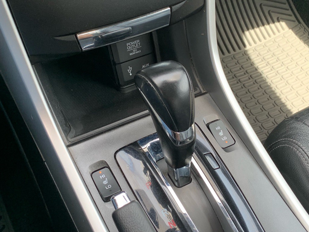 2015 Honda Accord Image 23