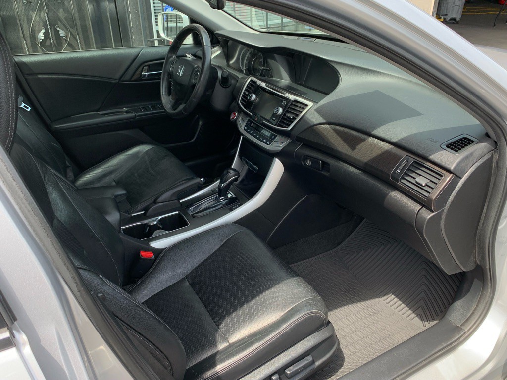 2015 Honda Accord Image 26