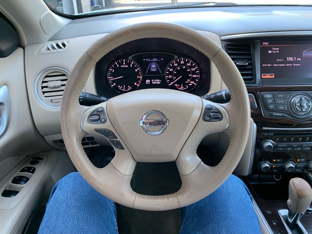 2013 Nissan Pathfinder Image 25