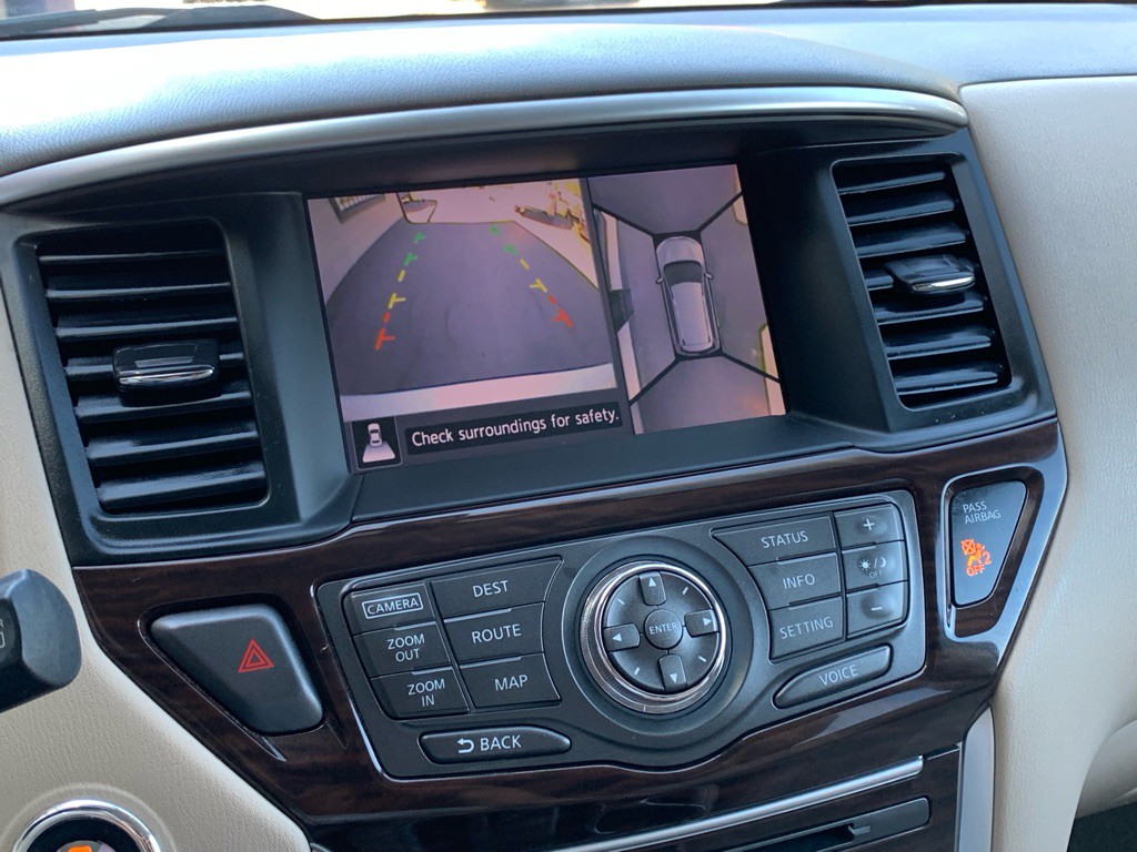 2013 Nissan Pathfinder Image 29