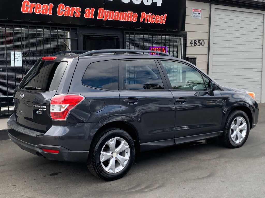 2014 Subaru Forester Image 7