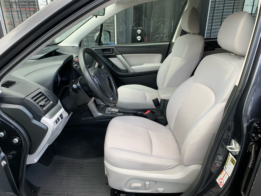 2014 Subaru Forester Image 12