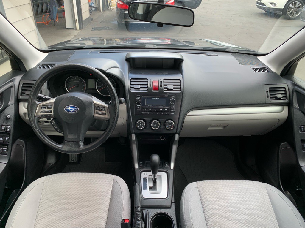 2014 Subaru Forester Image 17