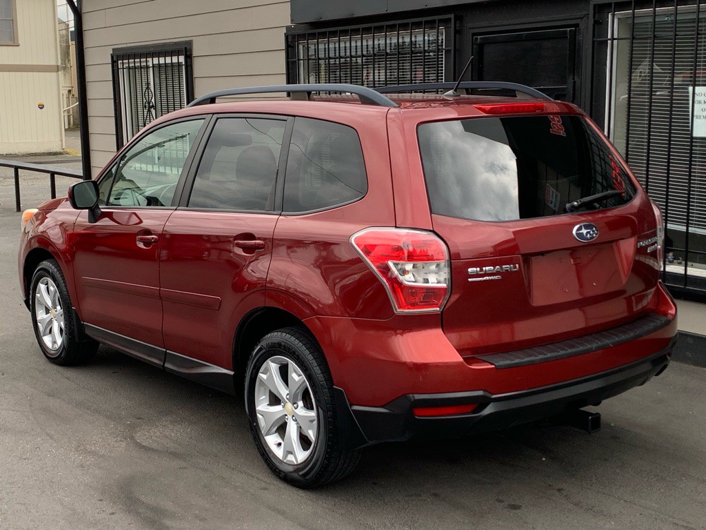 2015 Subaru Forester Image 4