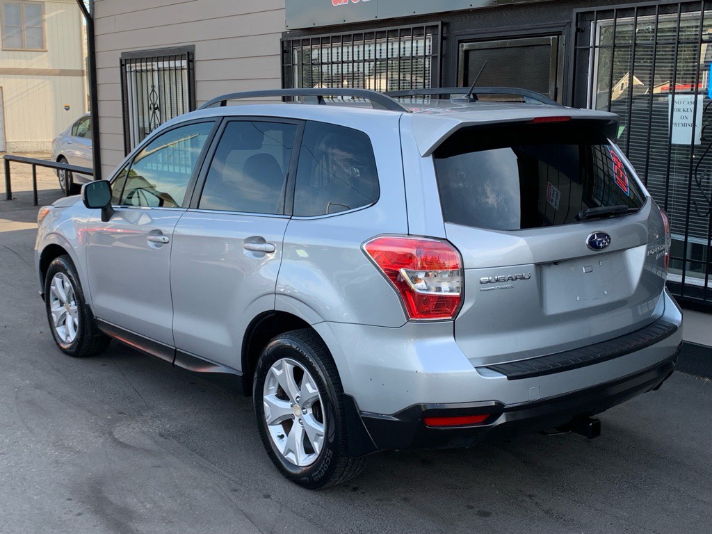 2015 Subaru Forester Image 4