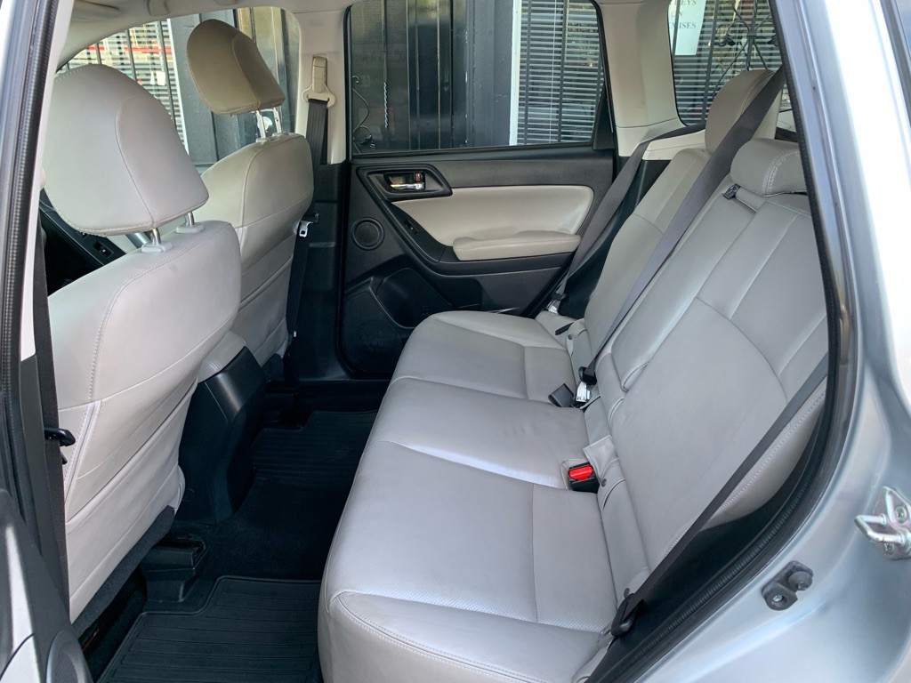 2015 Subaru Forester Image 14