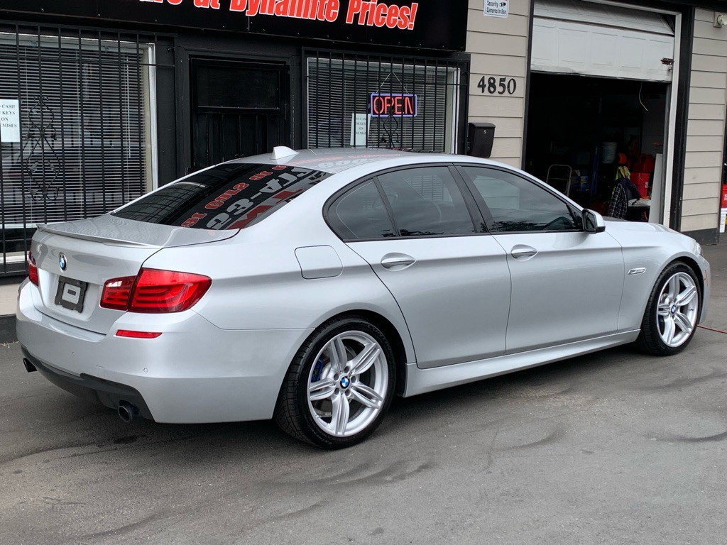 2013 BMW 5 Series Image 8