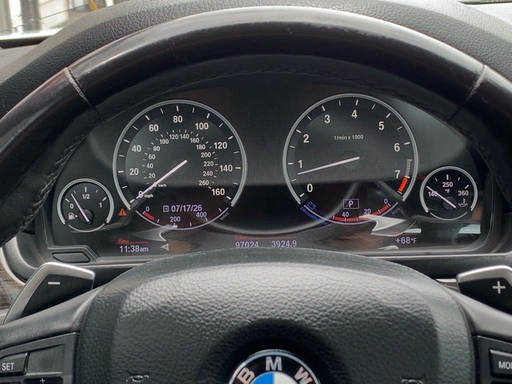 2013 BMW 5 Series Image 22