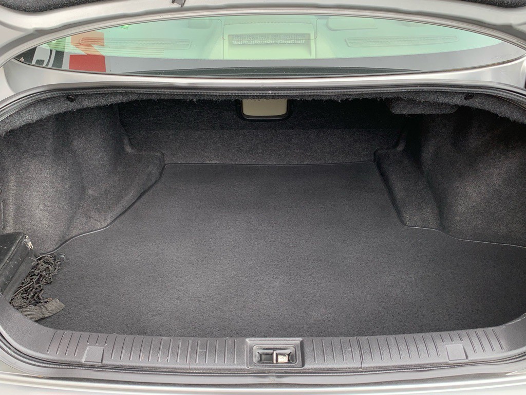 2004 INFINITI G35 Image 6