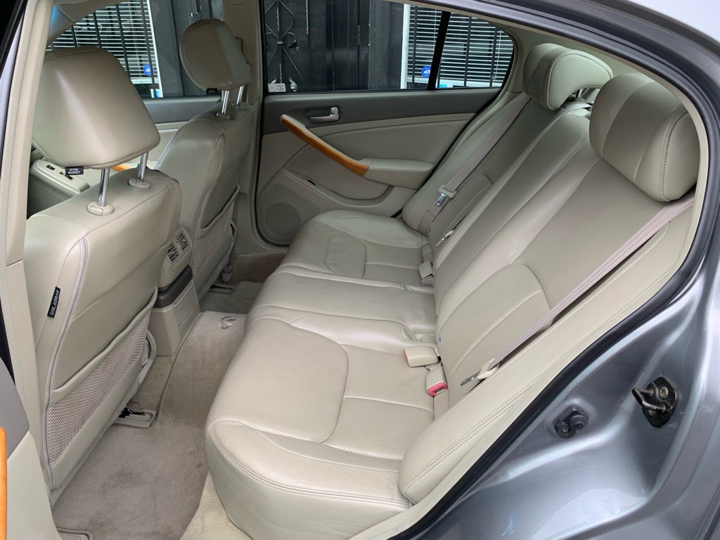 2004 INFINITI G35 Image 15