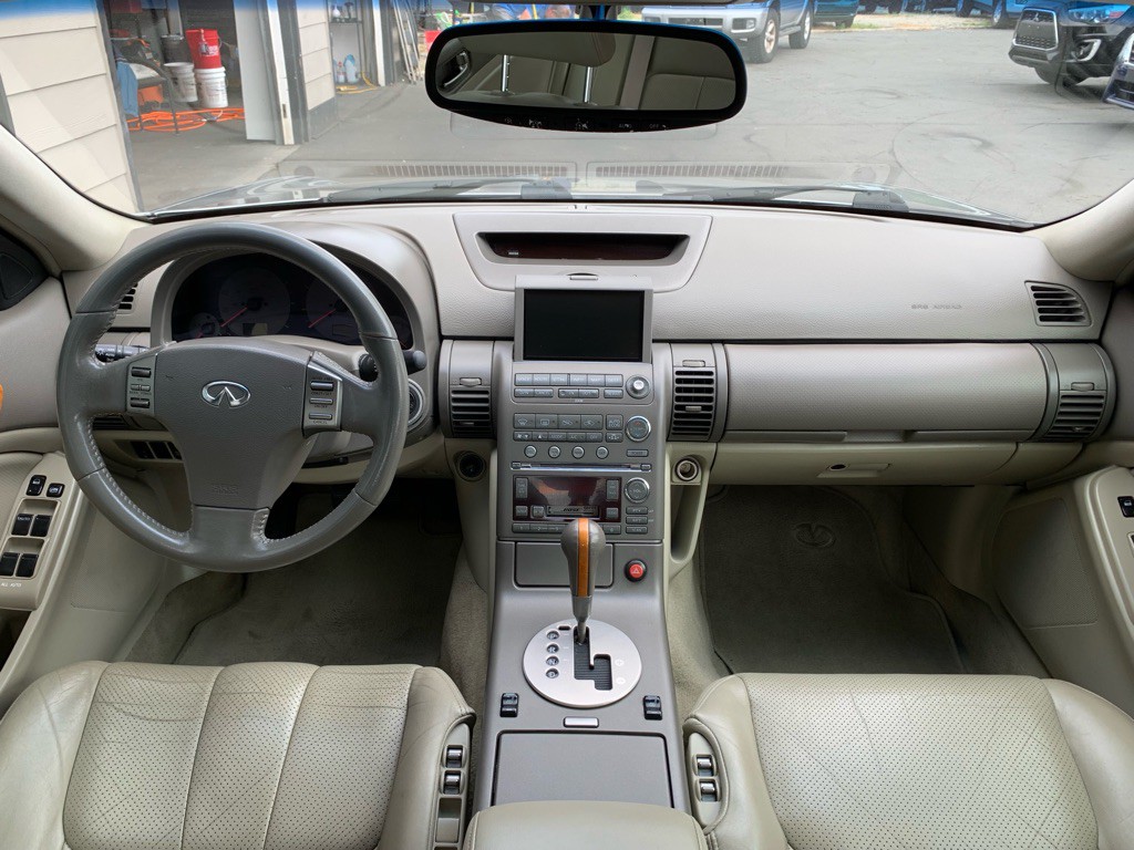 2004 INFINITI G35 Image 17