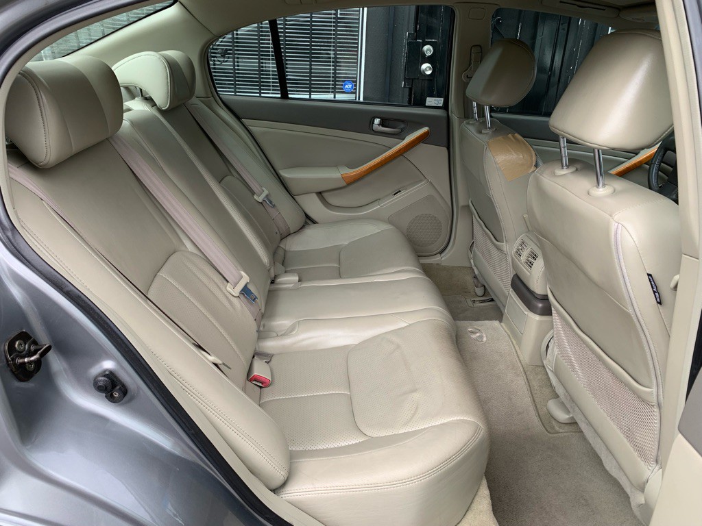 2004 INFINITI G35 Image 25