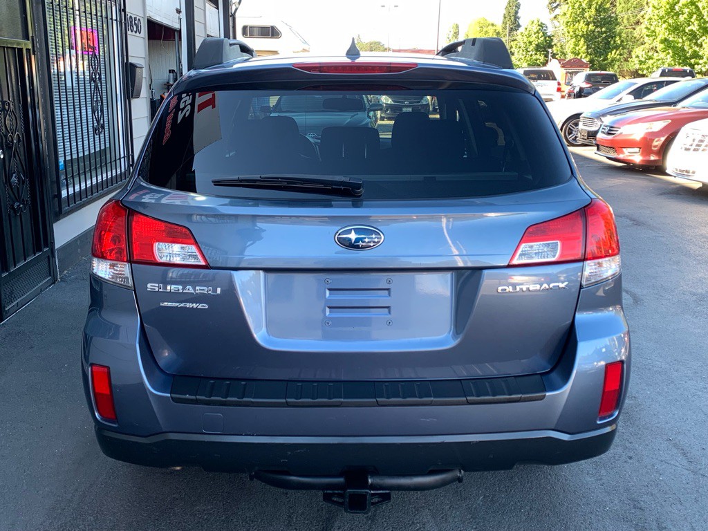 2014 Subaru Outback Image 5