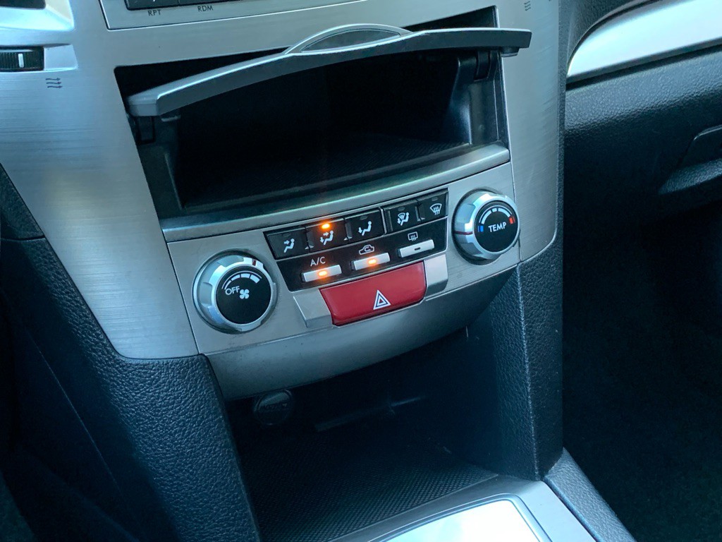 2014 Subaru Outback Image 21