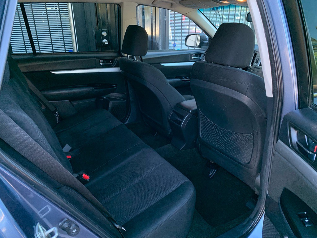 2014 Subaru Outback Image 23