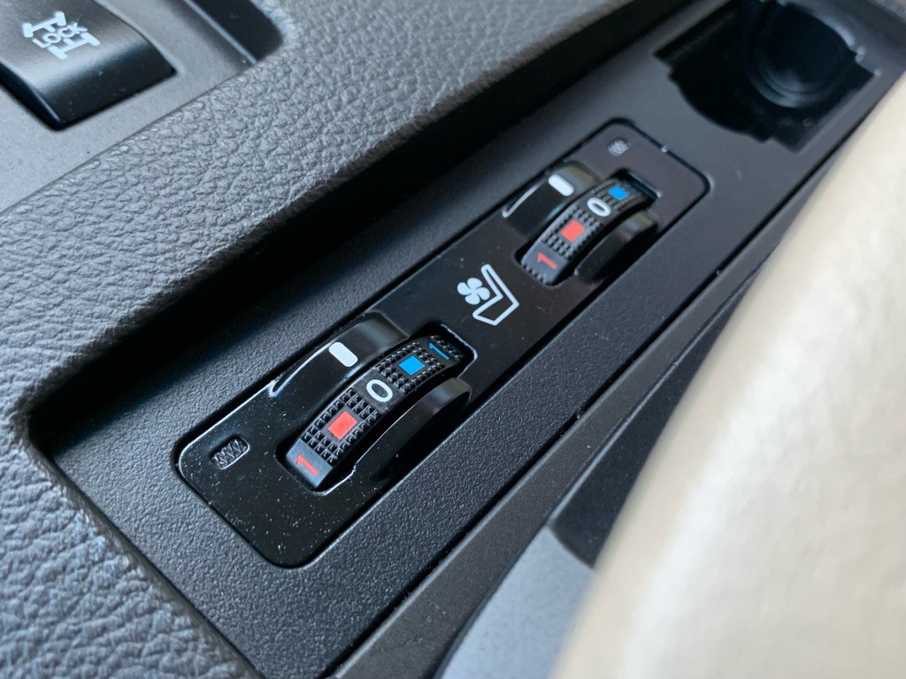 2013 Lexus RX Image 23