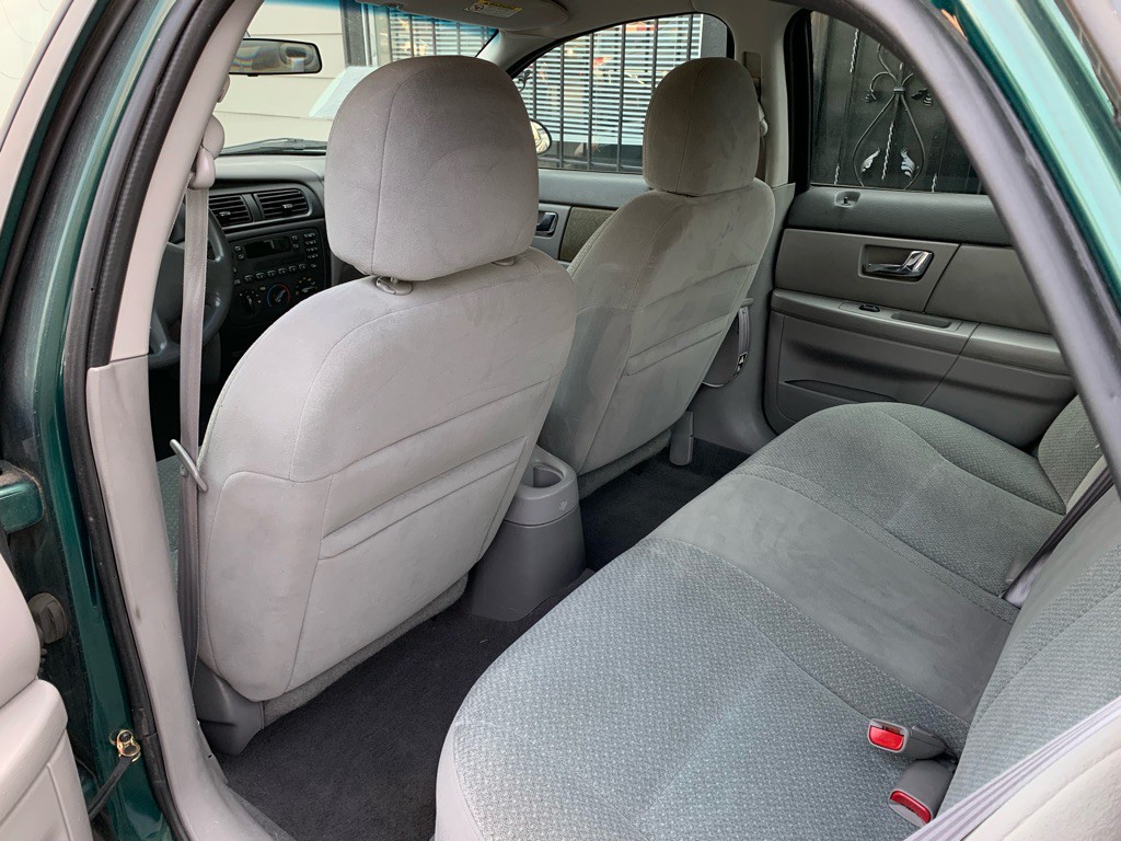 2000 Ford Taurus Image 14
