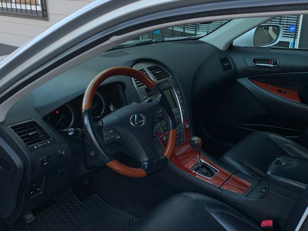 2009 Lexus ES Image 11