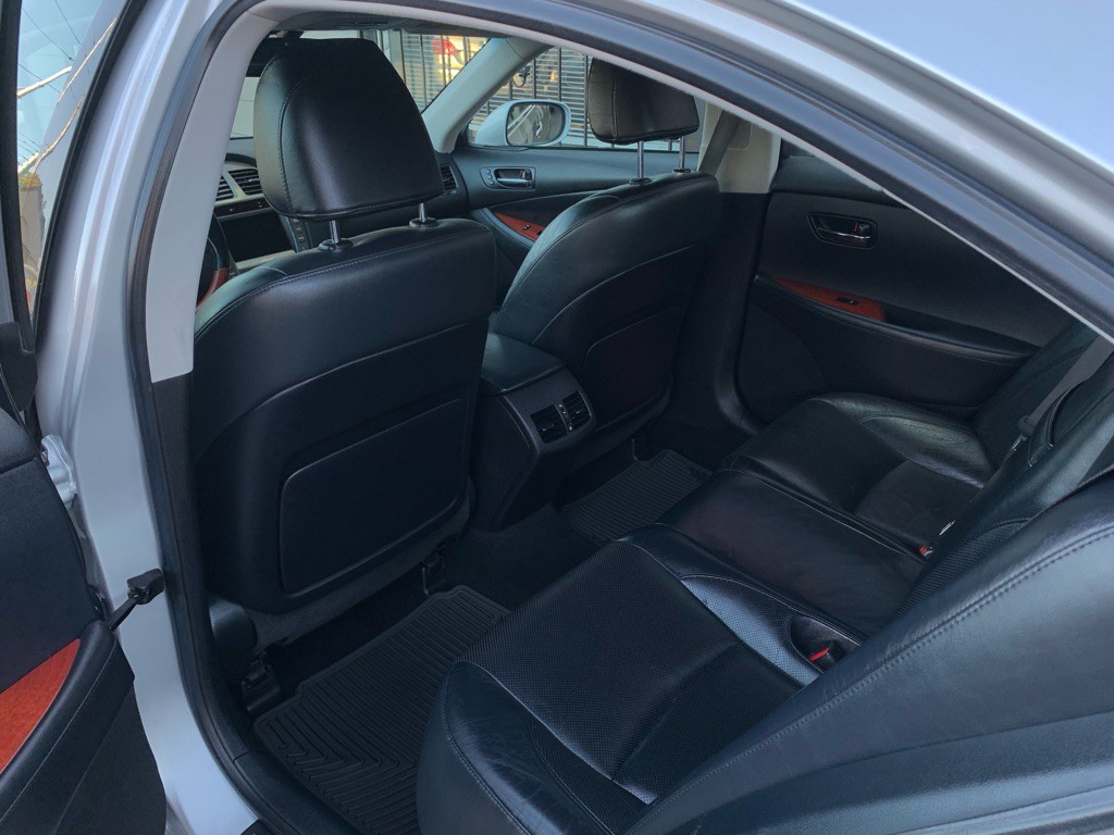 2009 Lexus ES Image 14