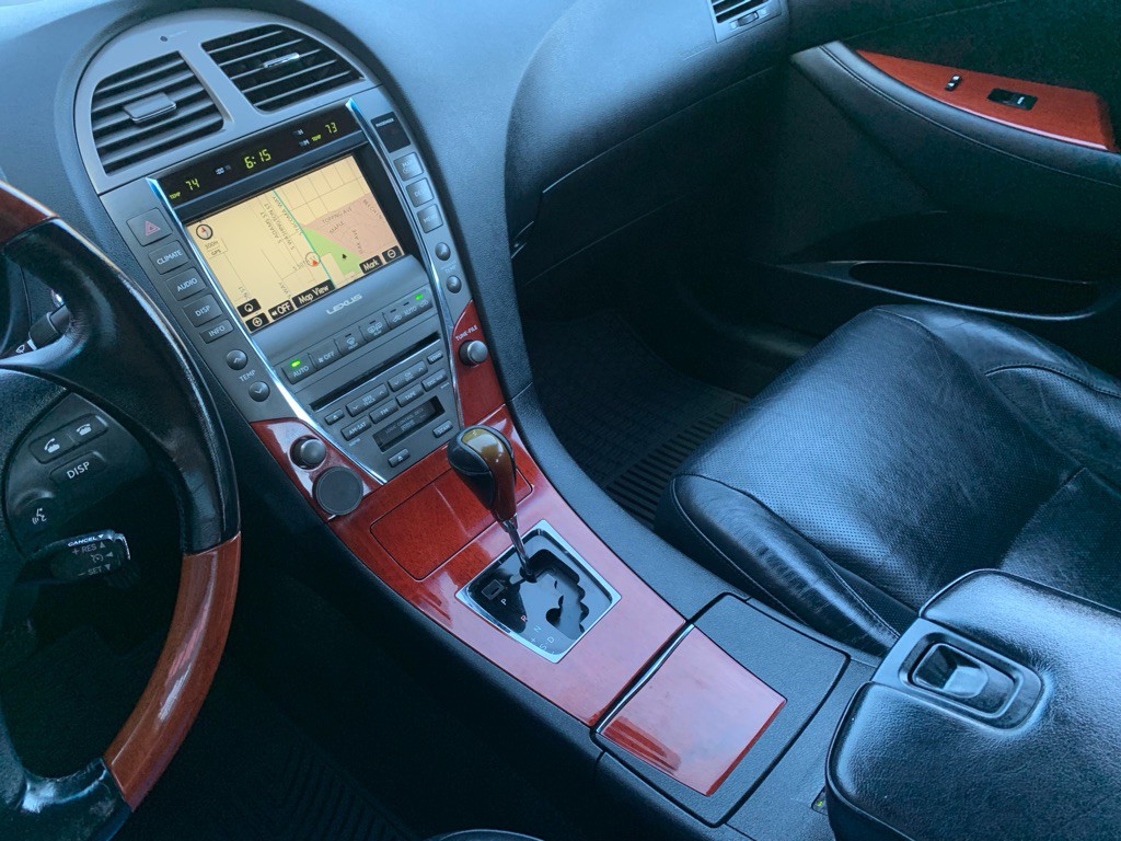 2009 Lexus ES Image 19