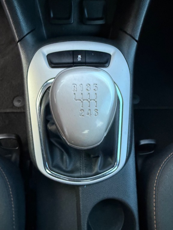 2016 Chevrolet Cruze Image 22