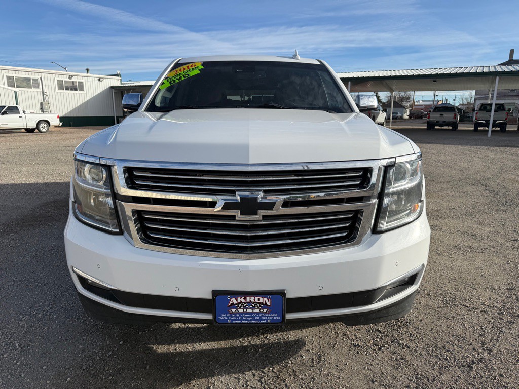 2016 Chevrolet Suburban Image 2