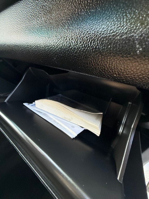 2016 Chevrolet Suburban Image 18